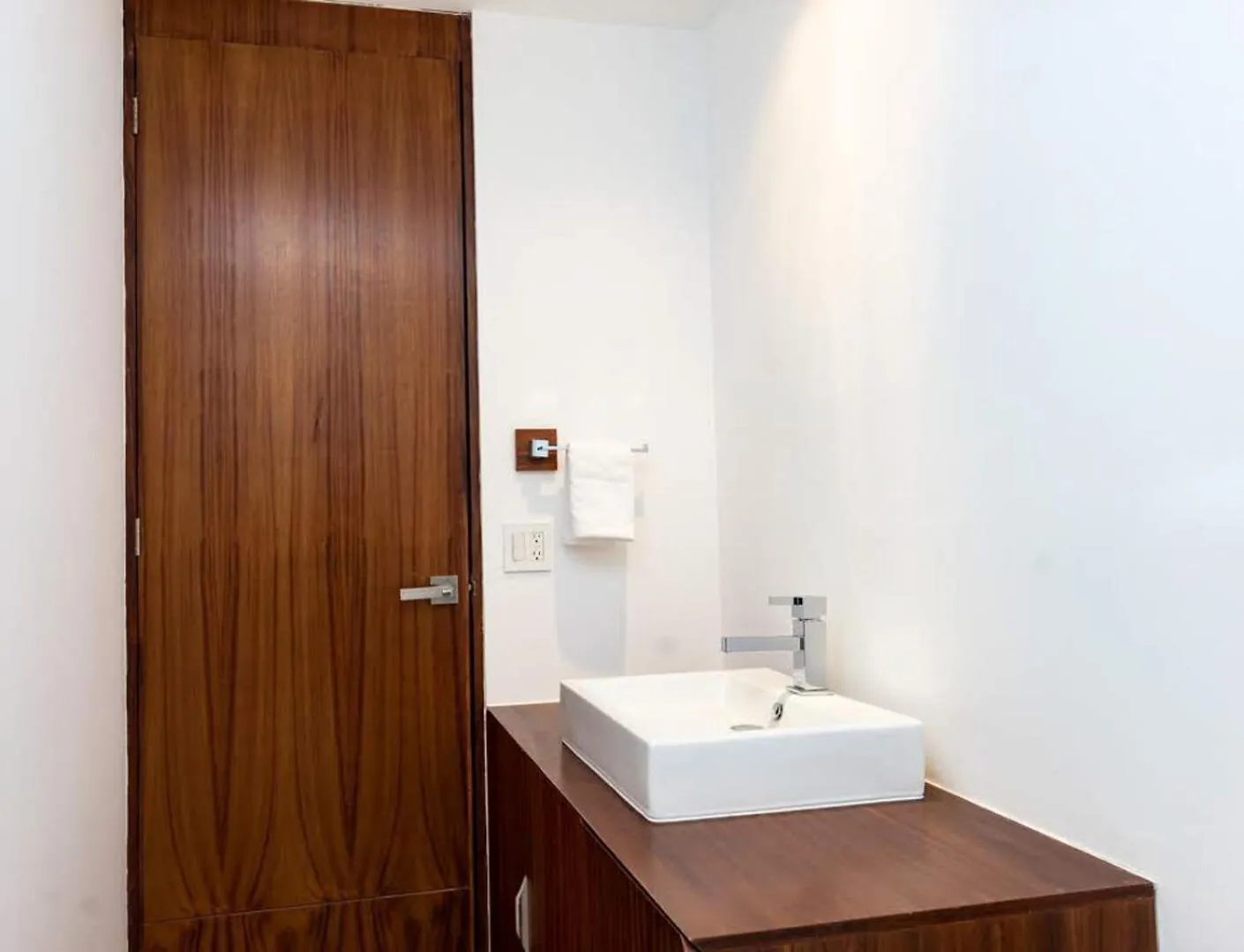 Exclusive 5Th Ave Apt With Private Pool Playa del Carmen Apartment